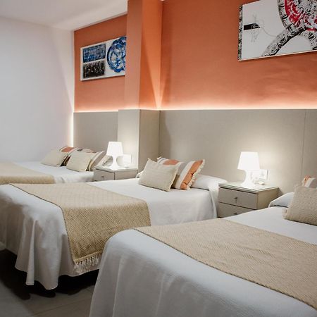Apartamentos Turisticos Mastil 16 مالقة المظهر الخارجي الصورة