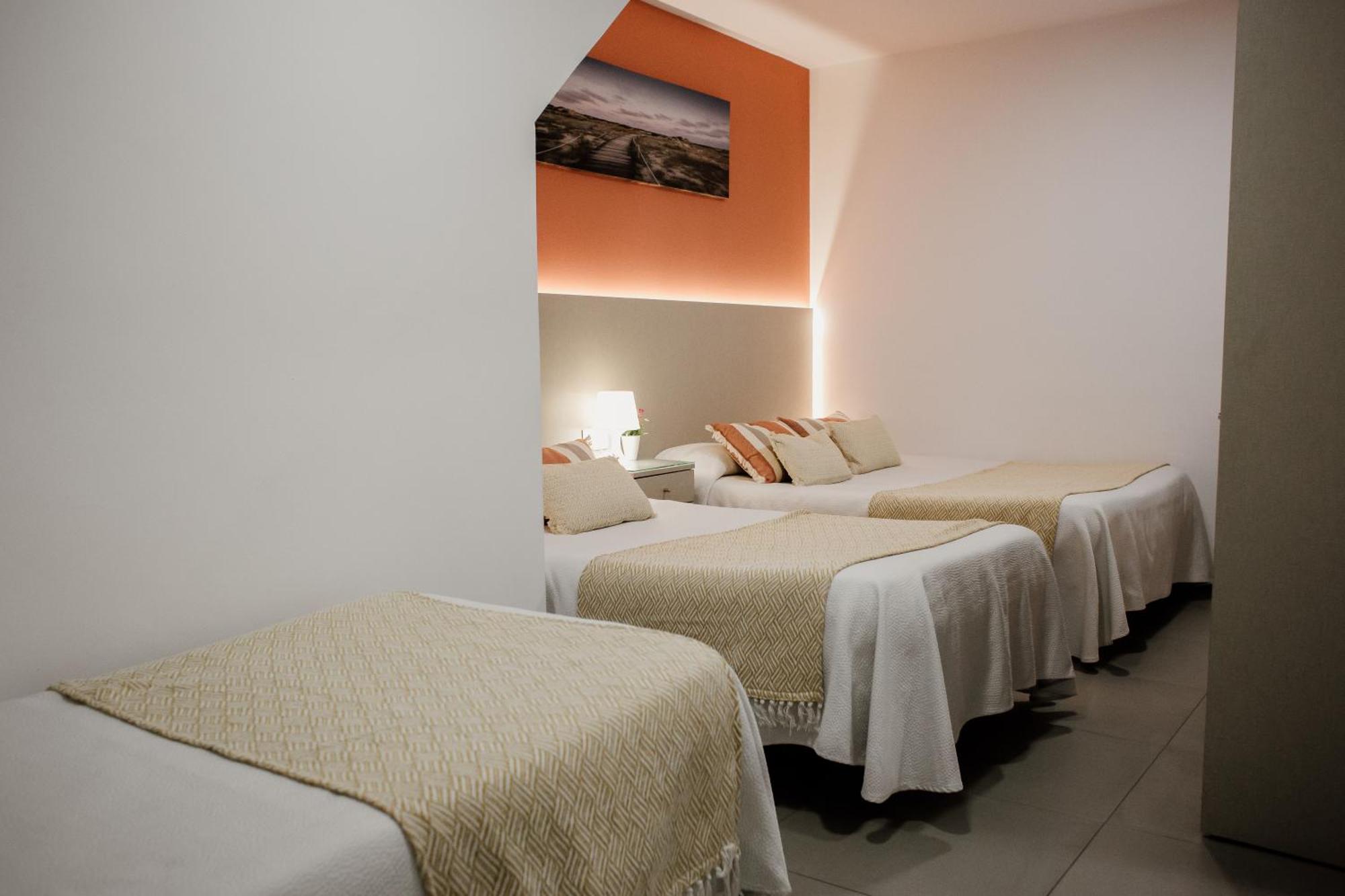 Apartamentos Turisticos Mastil 16 مالقة المظهر الخارجي الصورة