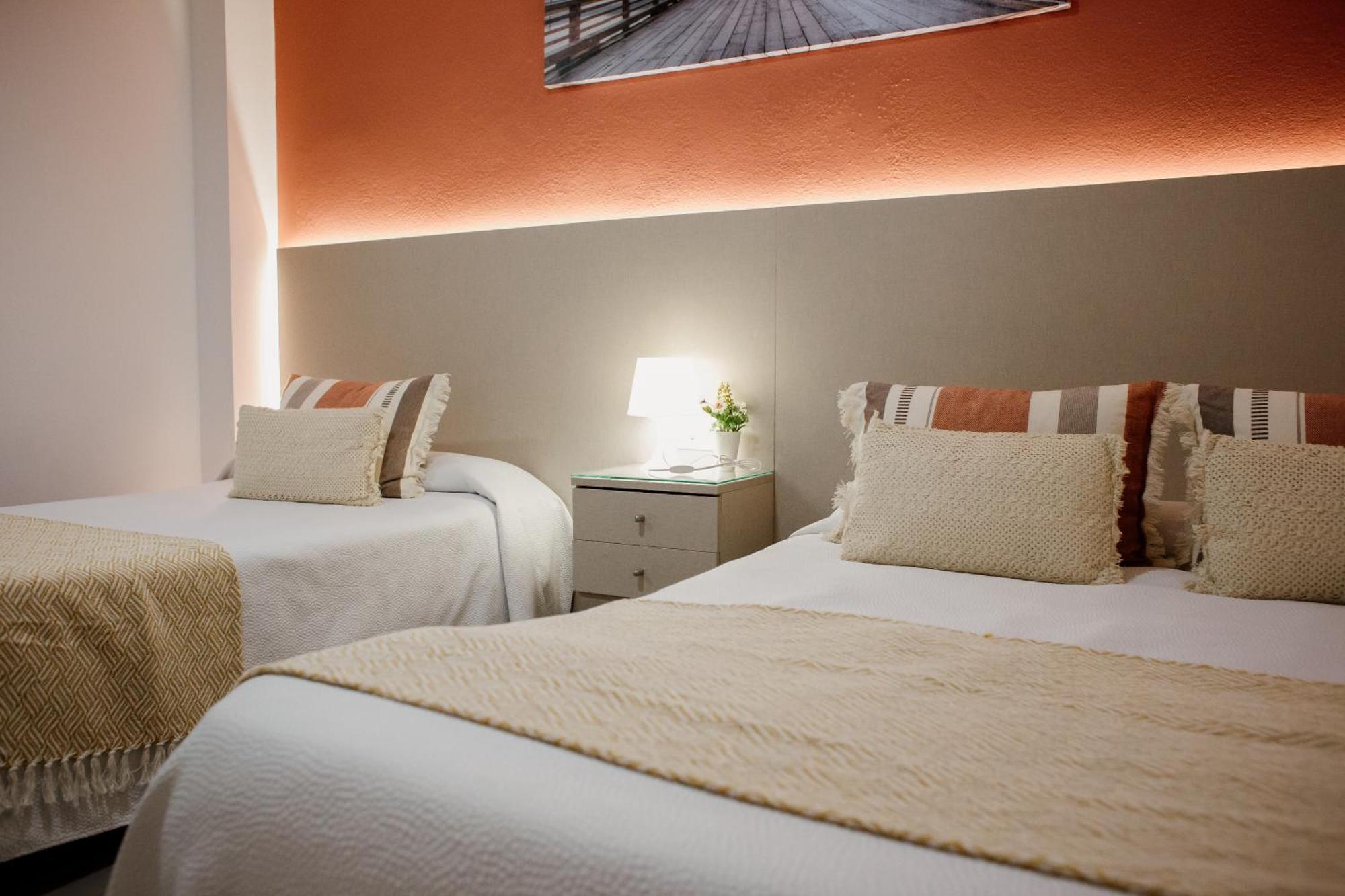 Apartamentos Turisticos Mastil 16 مالقة المظهر الخارجي الصورة