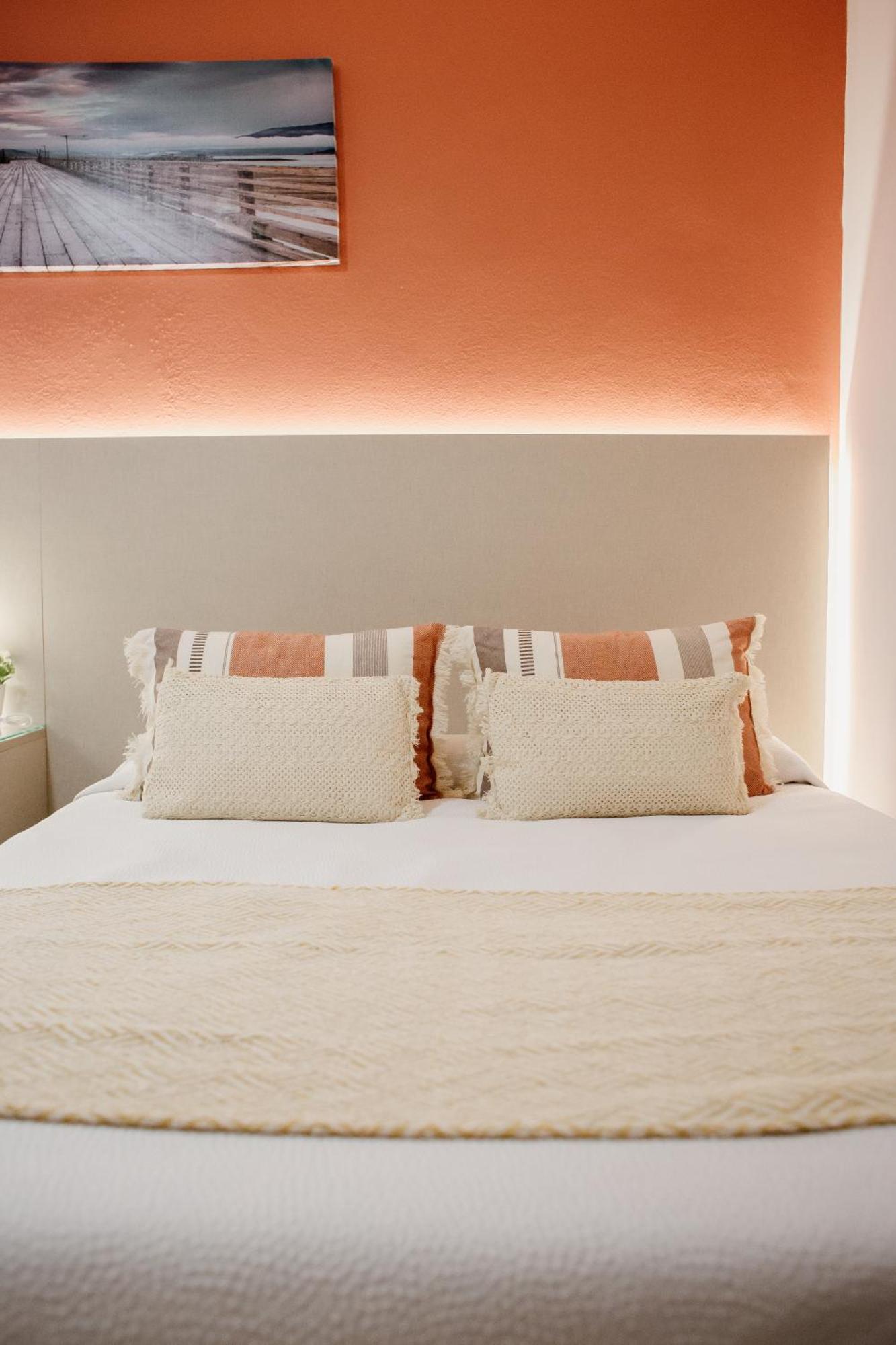 Apartamentos Turisticos Mastil 16 مالقة المظهر الخارجي الصورة