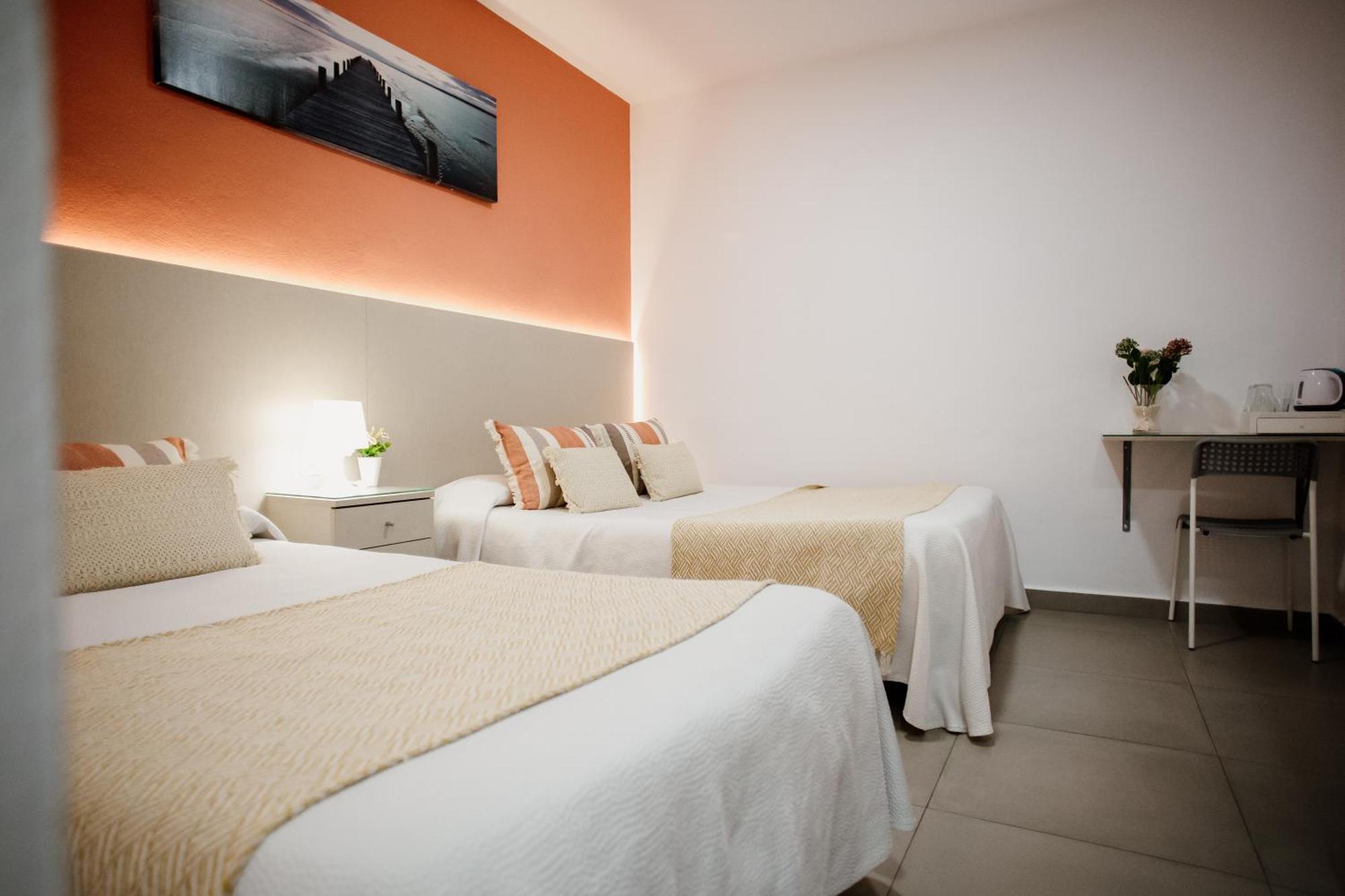 Apartamentos Turisticos Mastil 16 مالقة المظهر الخارجي الصورة