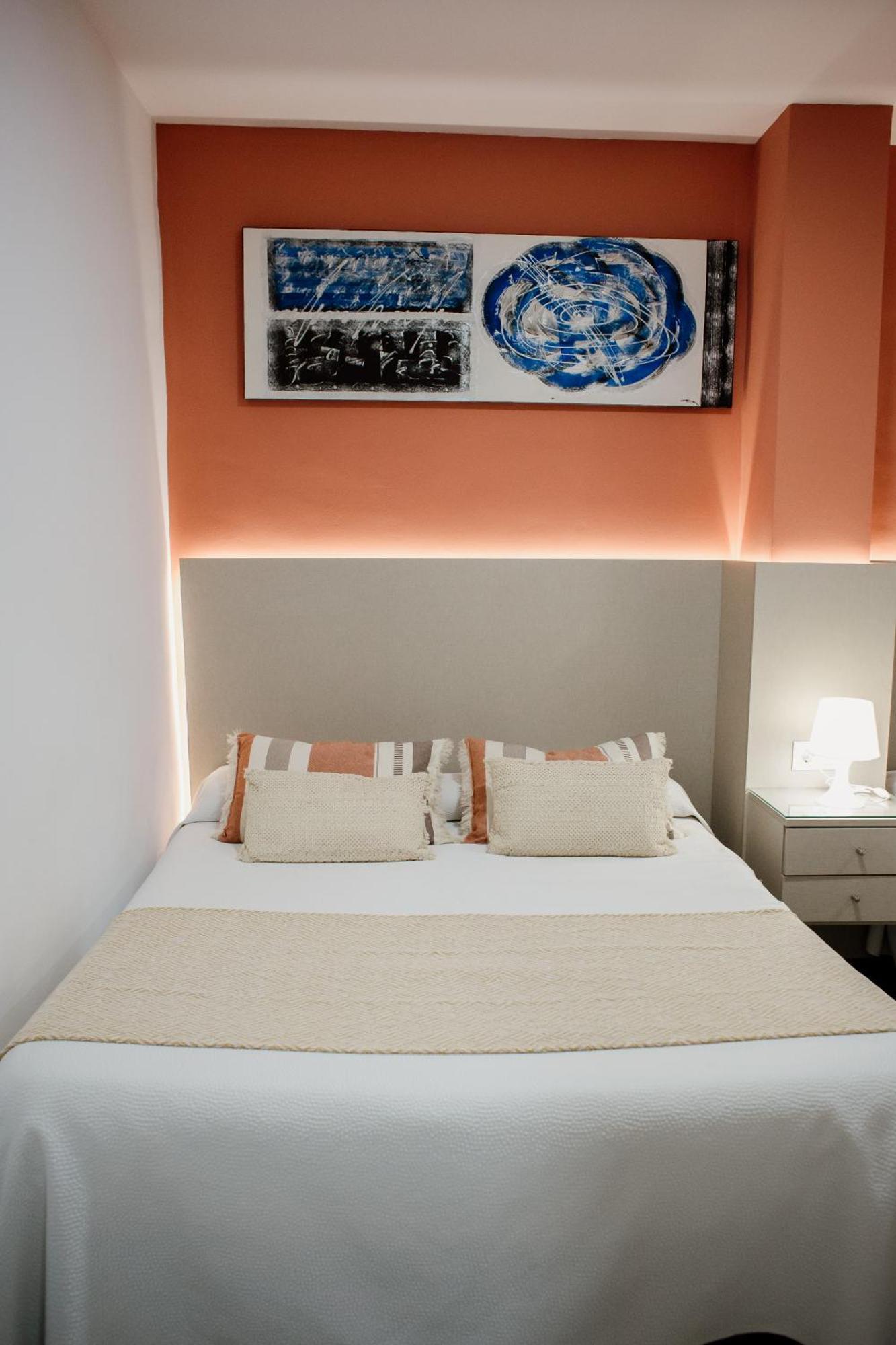 Apartamentos Turisticos Mastil 16 مالقة المظهر الخارجي الصورة