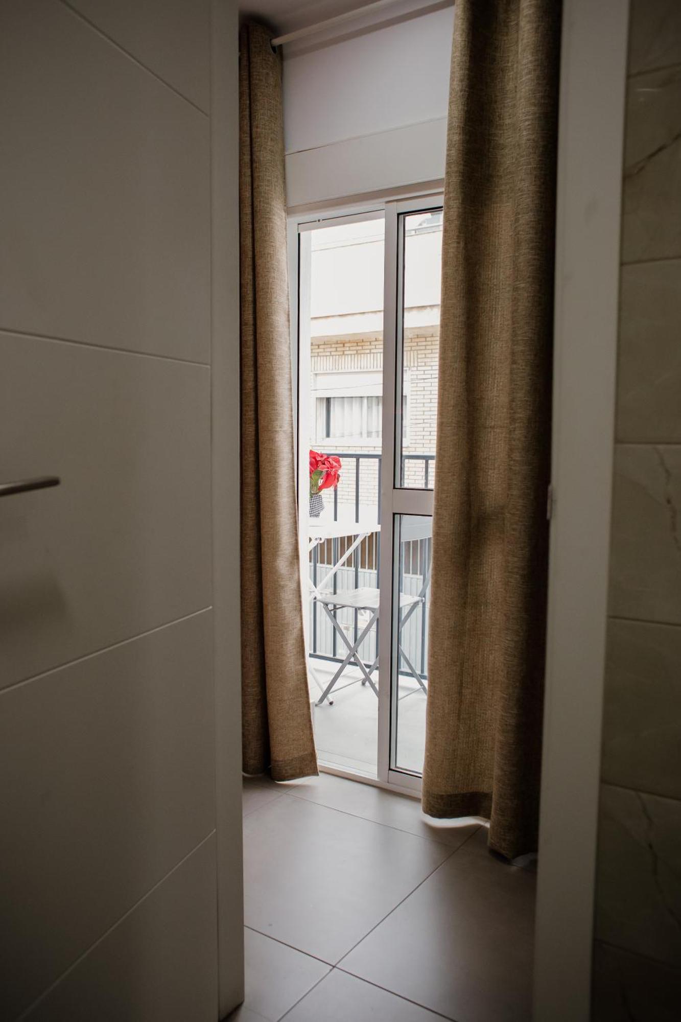 Apartamentos Turisticos Mastil 16 مالقة المظهر الخارجي الصورة