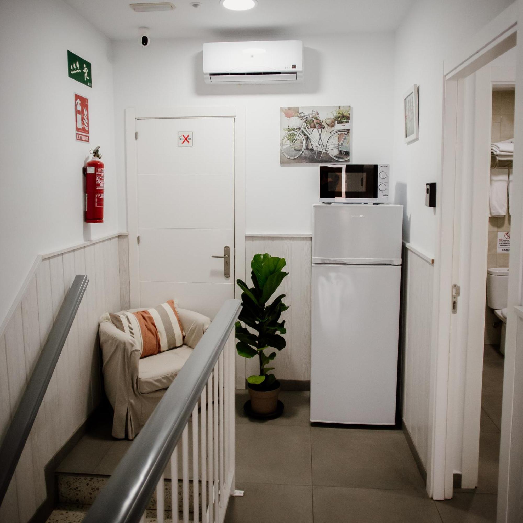 Apartamentos Turisticos Mastil 16 مالقة المظهر الخارجي الصورة
