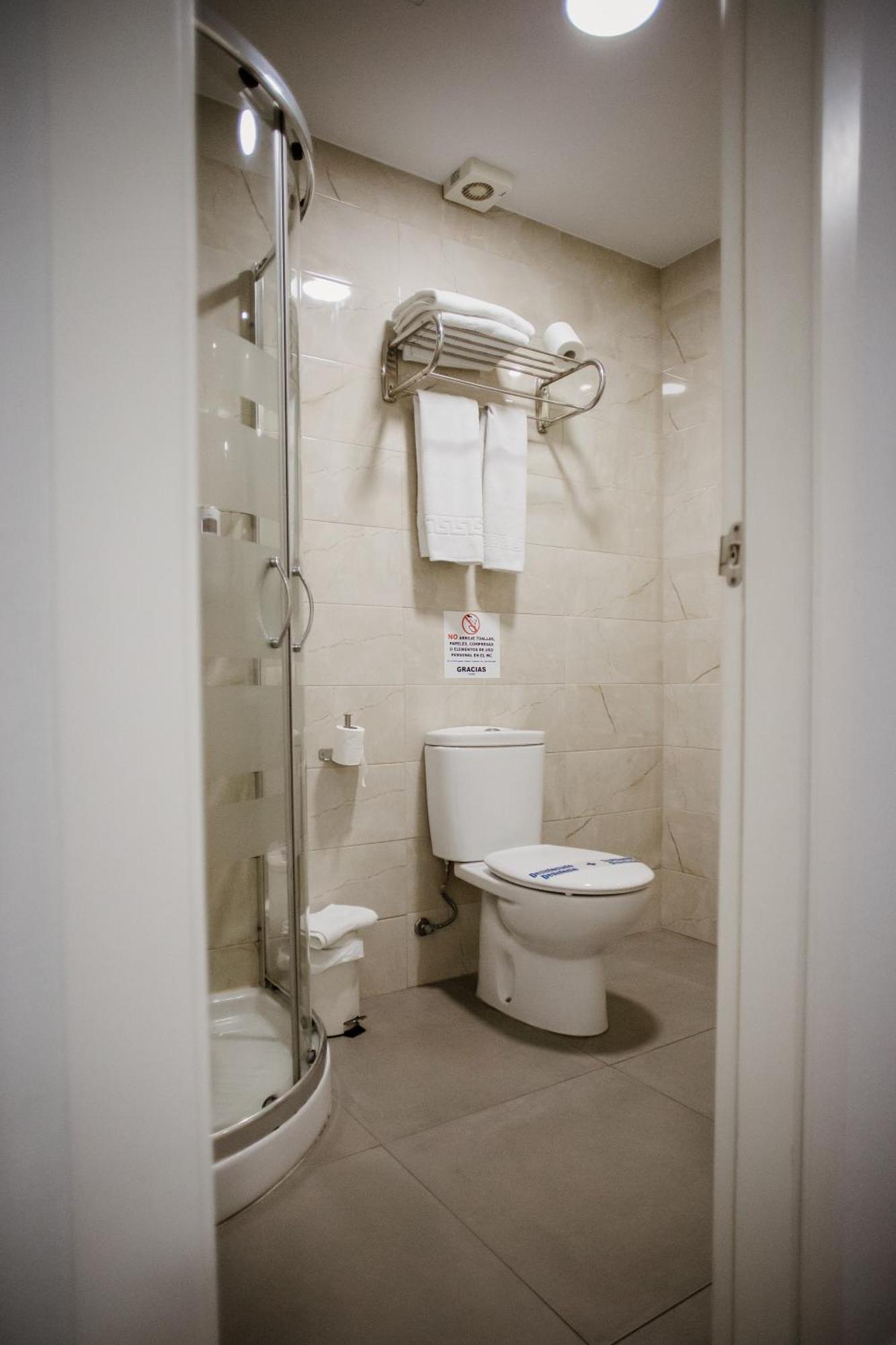 Apartamentos Turisticos Mastil 16 مالقة المظهر الخارجي الصورة